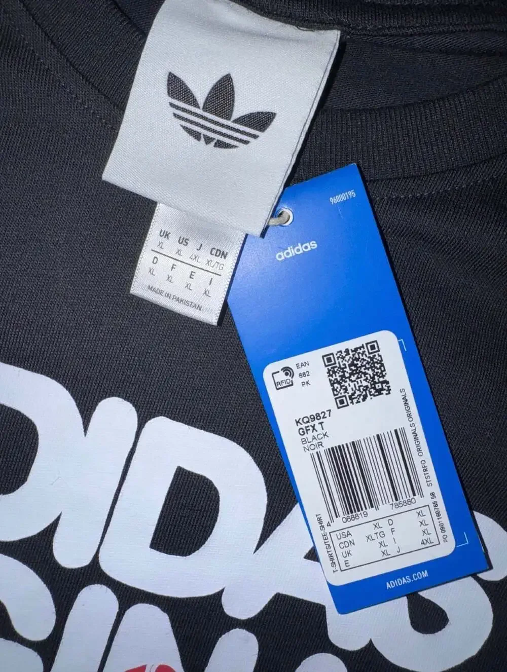 Adidas Originals KQ9827 GFX T Black Sneaker Graphic T-Shirt